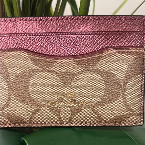 Coach Metallic Pink and Brown Card Holder EUC retail $78 - Picture 2 of 5